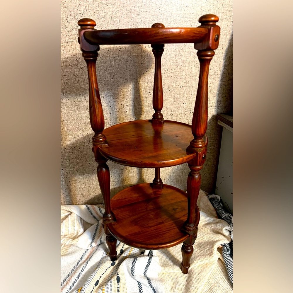 Vintage Ethan Allen 3 Tier Plant Stand or Accent Table